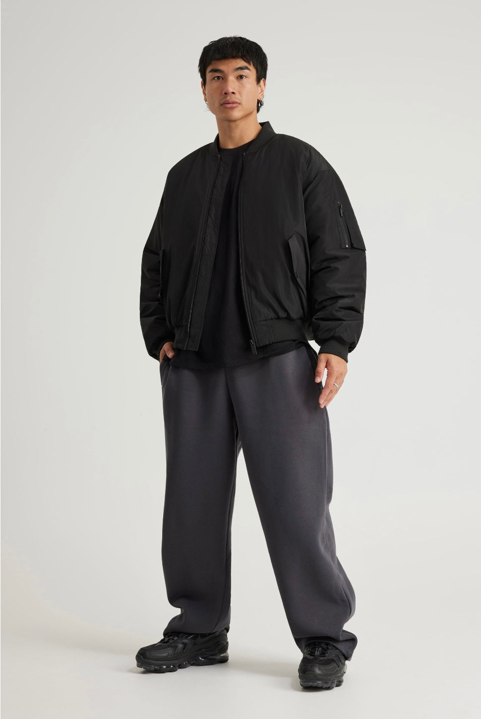 SWEATPANTS