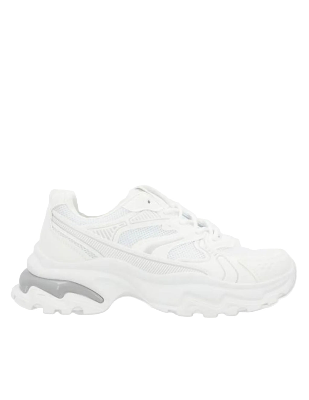 Moxie sneaker