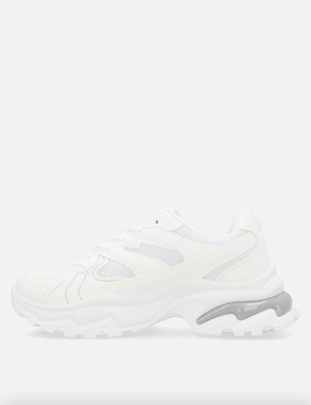Moxie sneaker