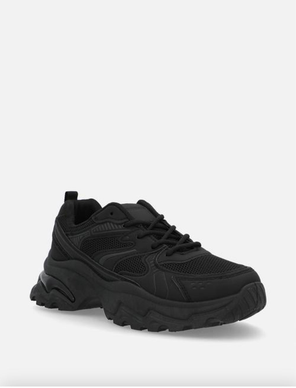 Moxie sneaker
